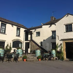 Hotel George & Dragon