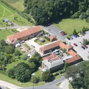 Guest house Wolds Village