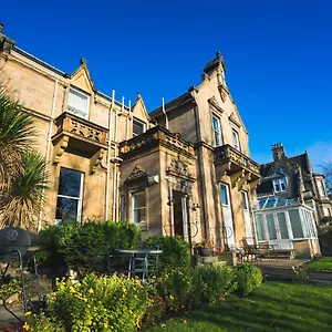Guest house Duthus